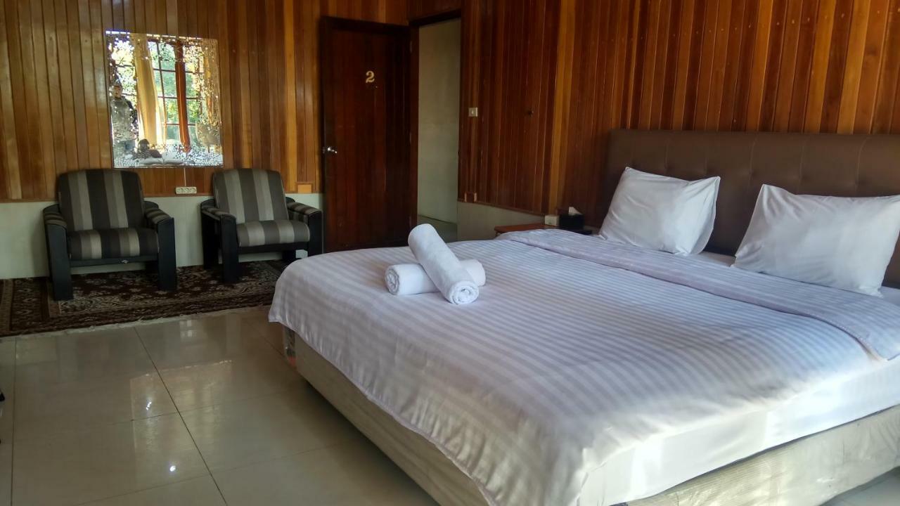 Alamanda Lokon Resort Tomohon Exterior photo