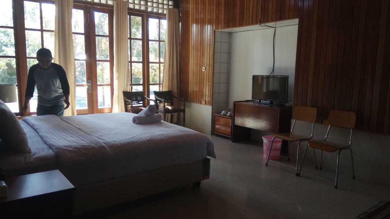 Alamanda Lokon Resort Tomohon Exterior photo